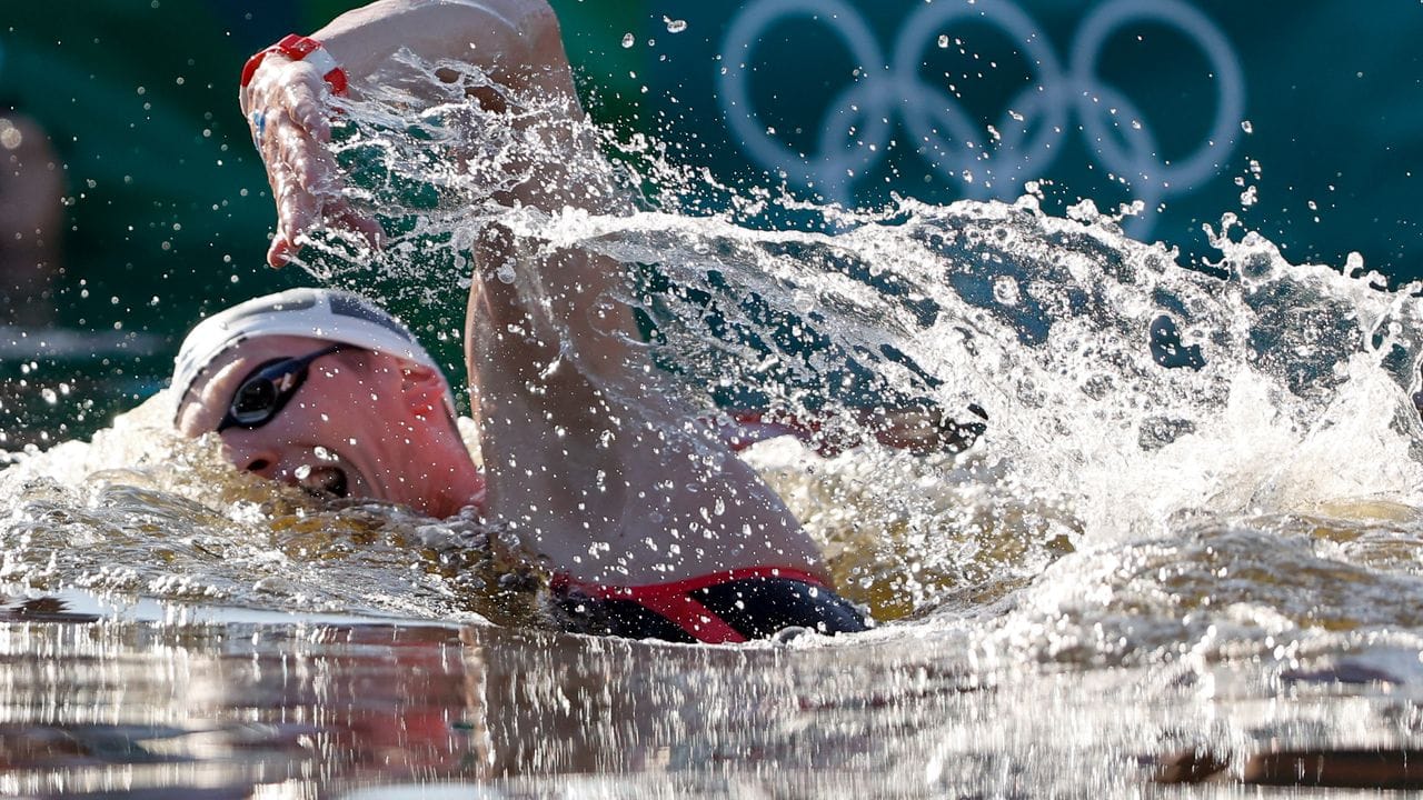 Florian Wellbrock ist Olympiasieger über die zehn Kilometer Freiwasserschwimmen.