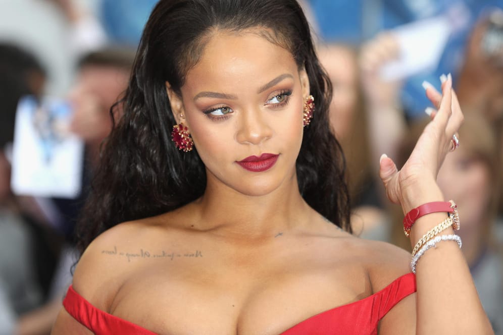 Rihanna: Die Musikerin ist jetzt offiziell Milliardärin.