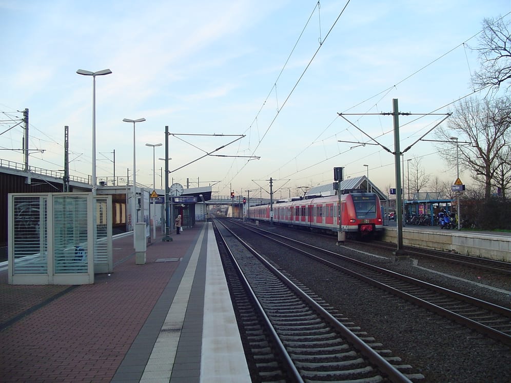 Der S-Bahnhof Porz-Wahn in Köln: 1859 wurde der erste Bahnhof in Wahn eingerichtet.