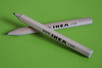 Stifte von Ikea: Viele stecken die Stifte vor der Kasse gedankenlos in ihre Jackentasche. Ist das erlaubt?