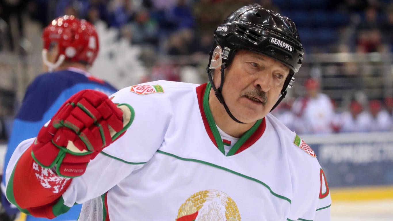 Alexander Lukaschenko spielt Eishockey: Der Staatschef wäre gerne Sportler geworden.