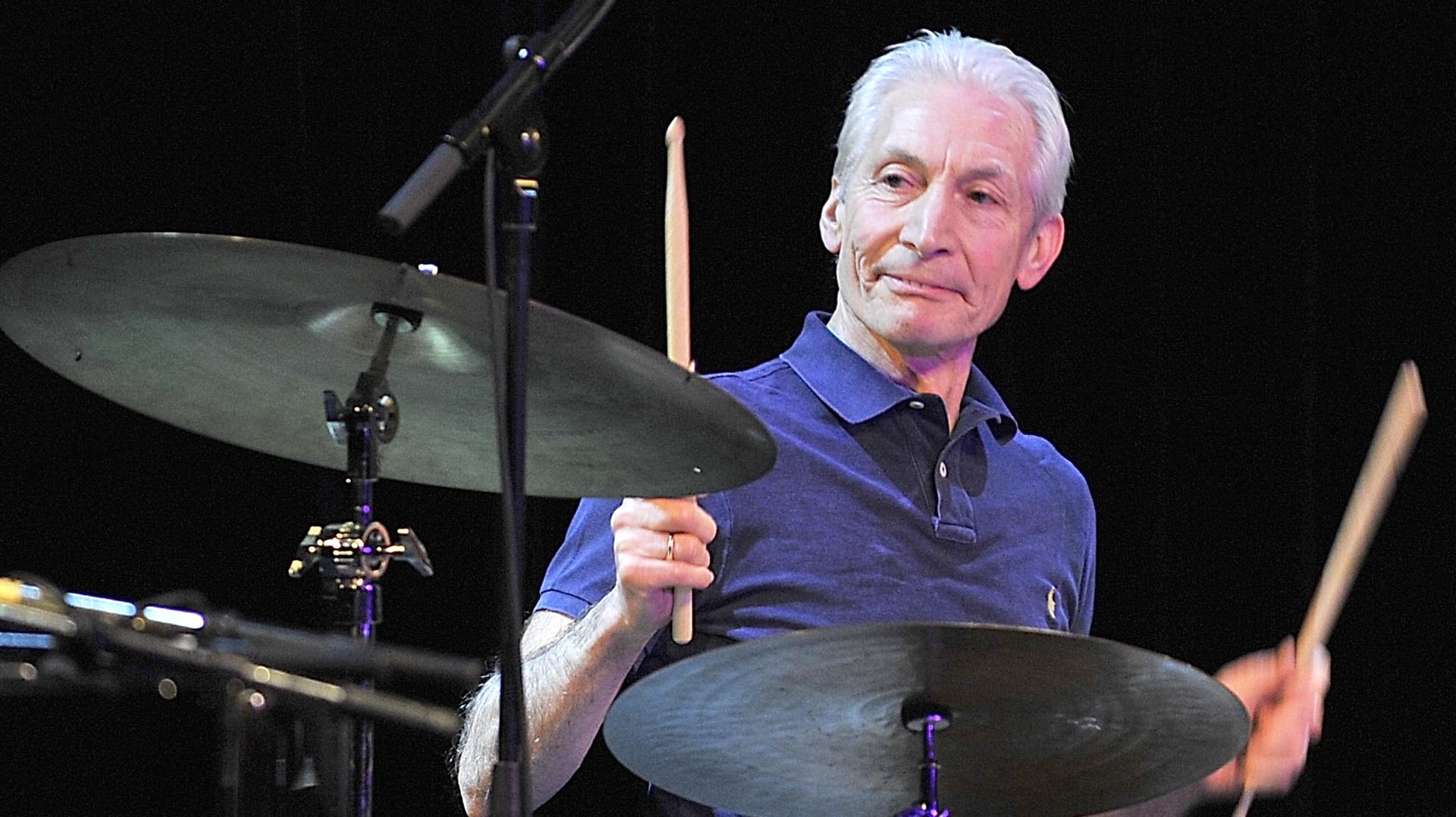 Charlie Watts: Der Schlagzeuger der Rolling Stones fehlt bei der Tour der Band, die bald fortgesetzt werden soll.