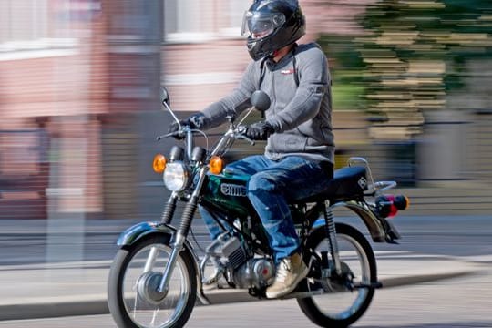 Kultmoped Simson S51: Seit Ende Juli können Jugendliche ab 15 Jahren den Führerschein für diese Fahrzeugklasse erlangen.