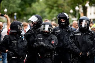 Berliner Polizei bei Demo am Wochenende