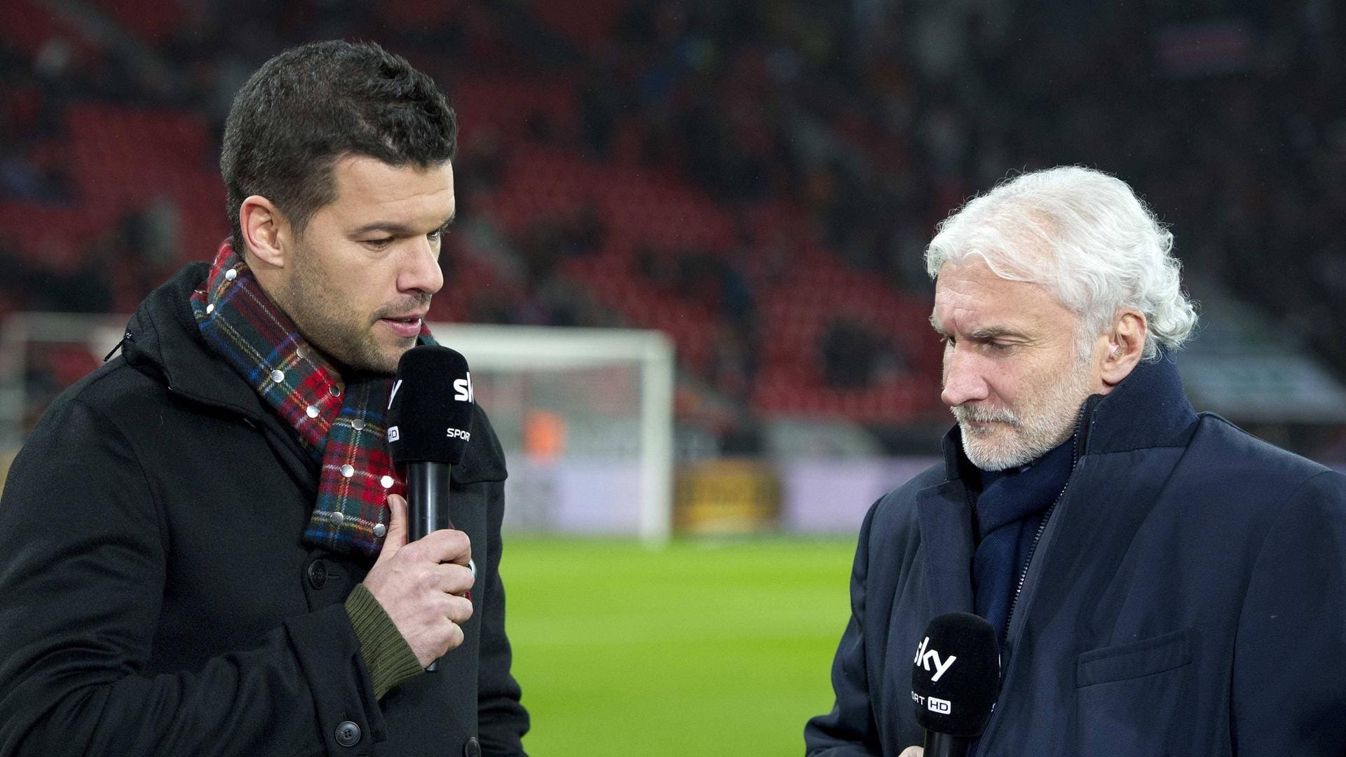 Michael Ballack und Rudi Völler (v.l., hier im Jahr 2013): Der Leverkusener Sportchef kondolierte seinem langjährigen Weggefährten.