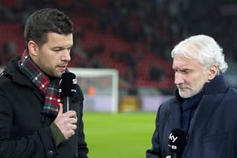 Michael Ballack und Rudi Völler (v.l., hier im Jahr 2013): Der Leverkusener Sportchef kondolierte seinem langjährigen Weggefährten.