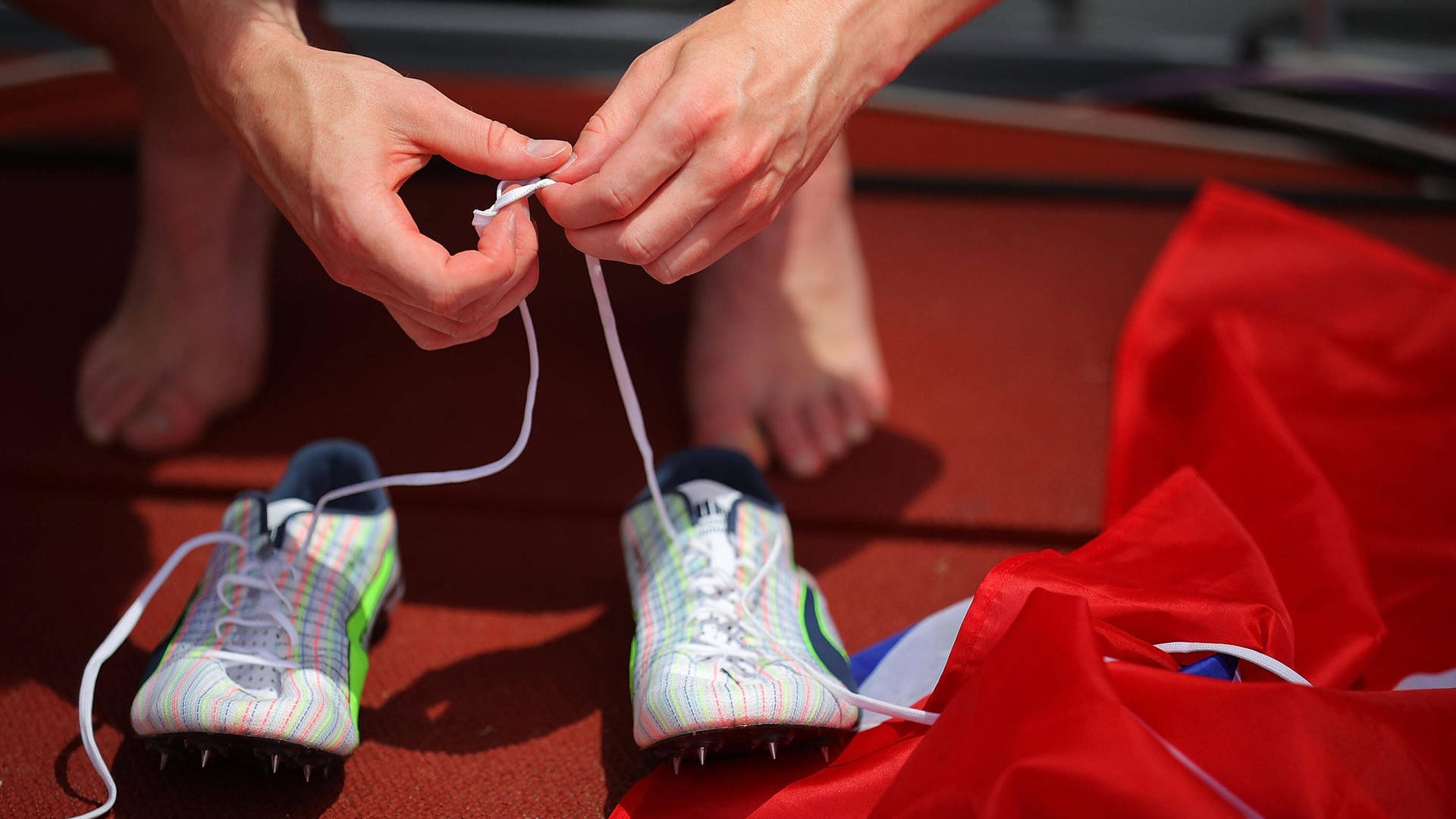 Die Laufschuhe von Karsten Warholm wurden mithilfe von Renningenieuren aus der Formel 1 entwickelt.