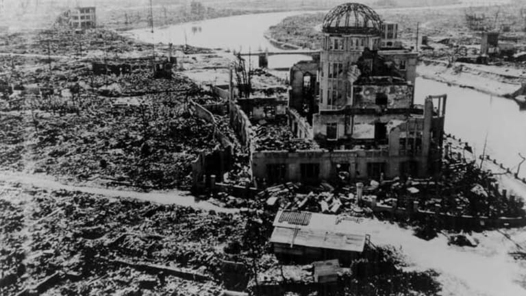 Zerstörtes Hiroshima nach dem Atombombenabwurf.