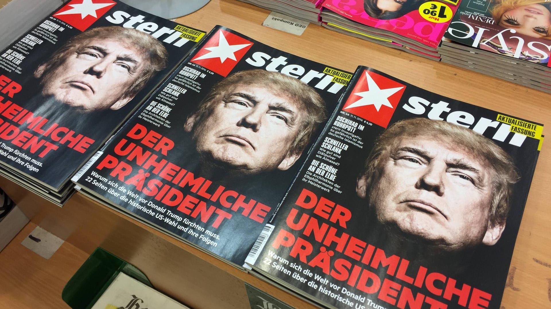 Eine Ausgabe des Magazins "Stern" (Archivbild): Die Zeitschriften des Verlags Gruner + Jahr wandern unter das Dach der RTL-Gruppe.