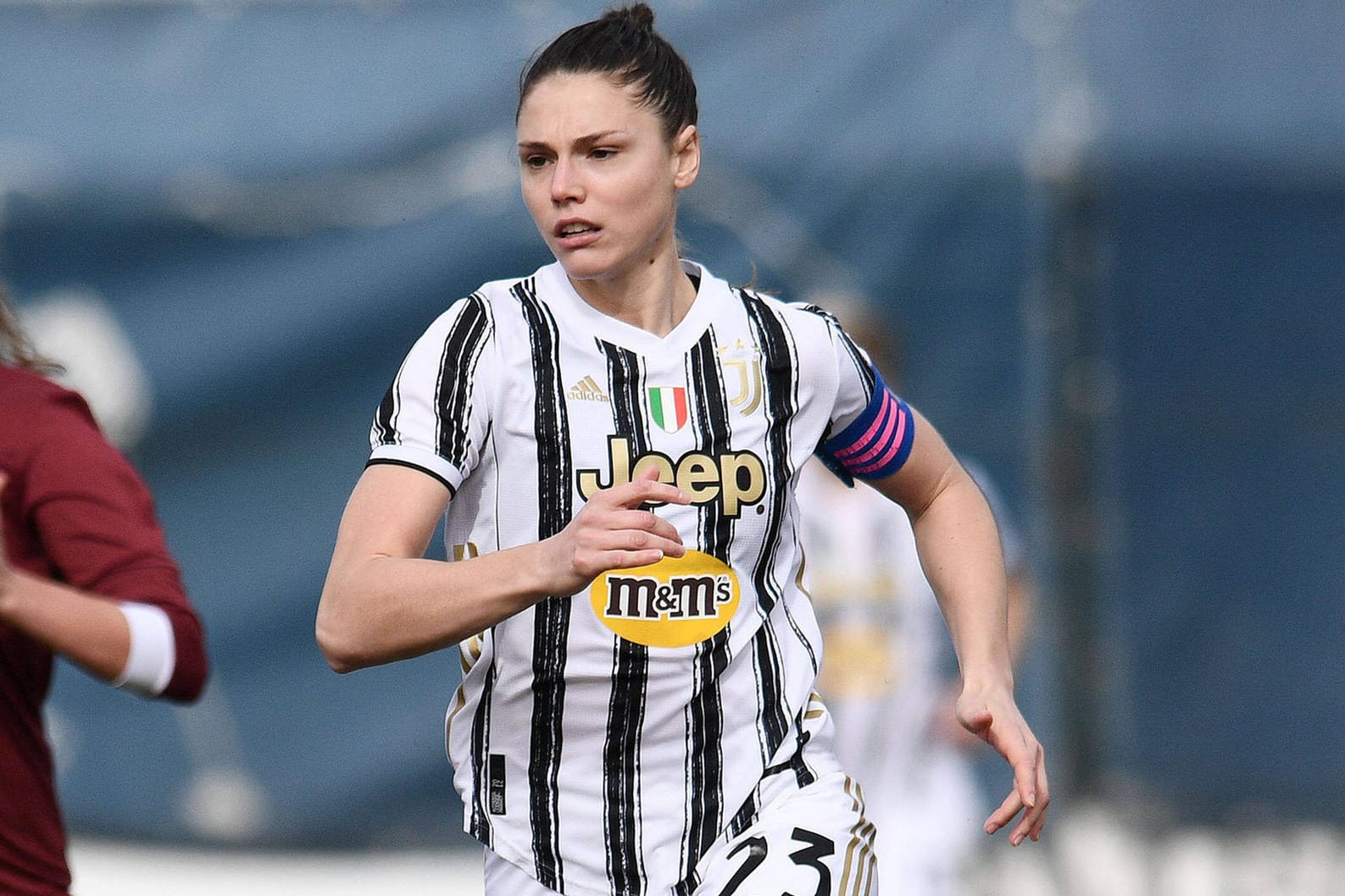 Juve-Kapitänin Cecilia Salvai: Fragwürdige Geste auf einem Foto.