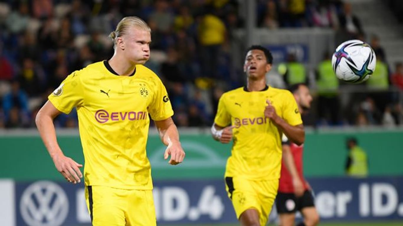 Erling Haaland trifft per Elfmeter zum 0:2 für Dortmund