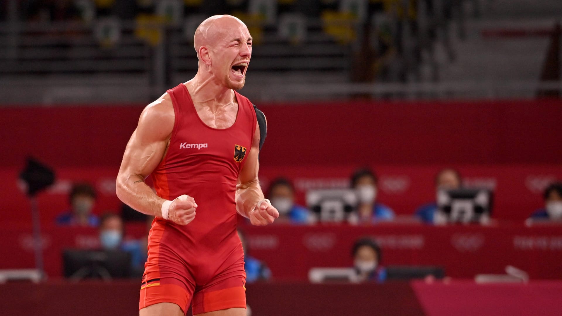 Emotionen pur bei Frank Stäbler: Er jubelte über Bronze, als hätte er Gold gewonnen.