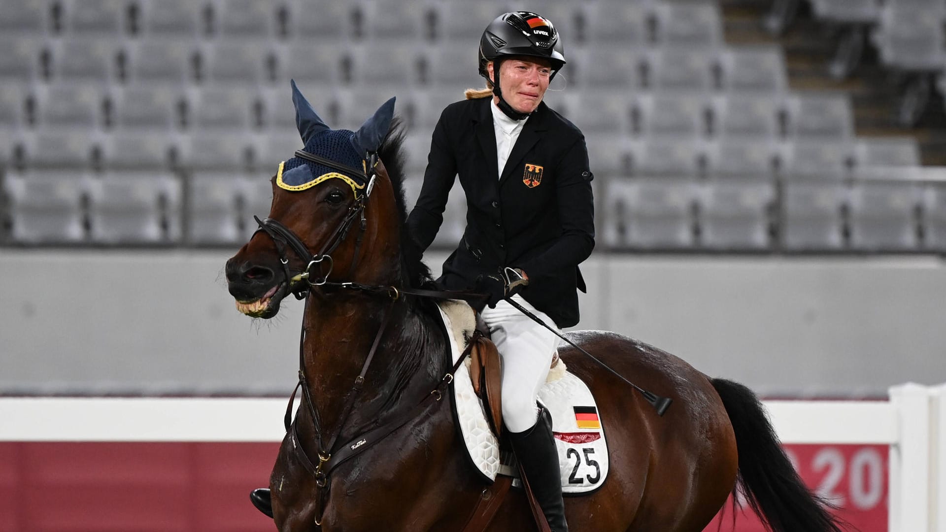 Annika Schleu verlor beim Springreiten die Nerven und die innere Ruhe.