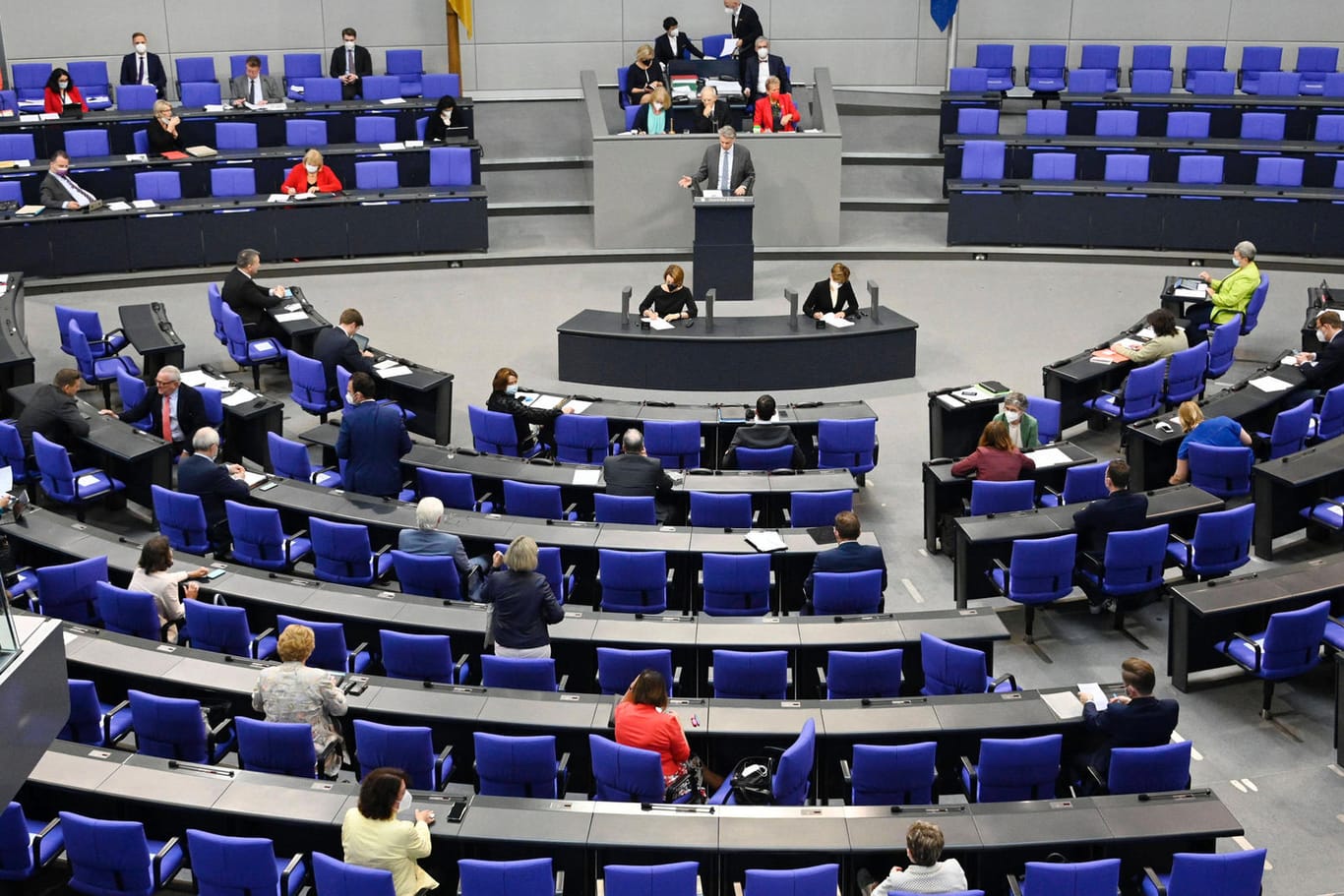Plenum des Bundestags: Die Wahlrechtsreform wird nicht die nötigen Effekte zeigen, prognostizieren Experten.