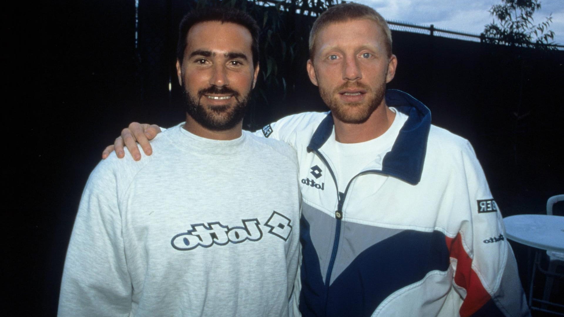 Boris Becker (re.) mit seinem damaligen Trainer Mike DePalmer. DePalmer erlag am Samstag seinem Krebsleiden.