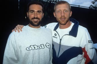 Boris Becker (re.) mit seinem damaligen Trainer Mike DePalmer. DePalmer erlag am Samstag seinem Krebsleiden.