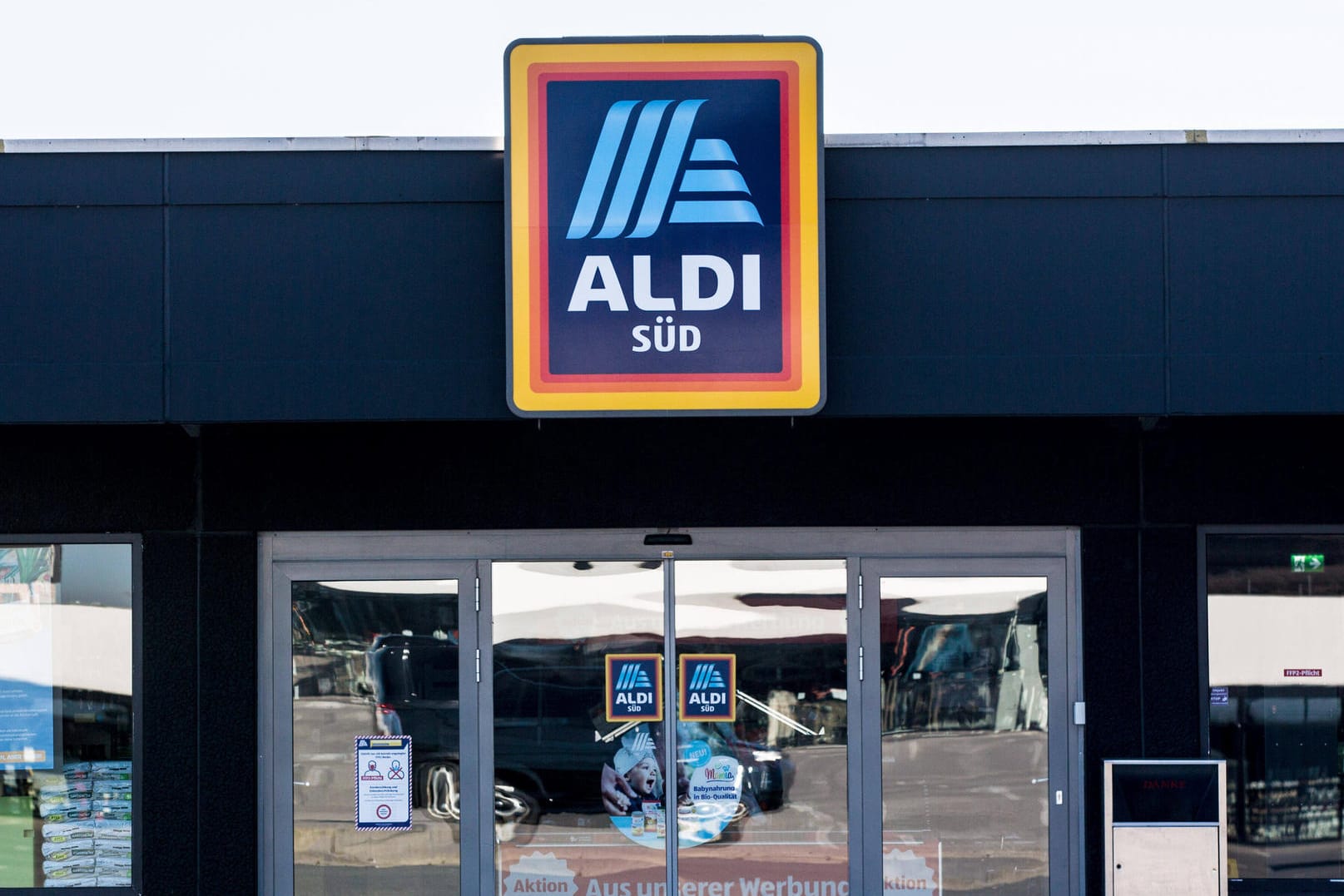 Aldi Süd: Der Discounter verrät noch nicht, in welchen weiteren Filialen die SB-Kassen eingeführt werden sollen.