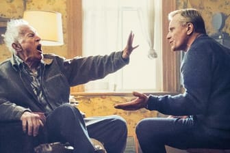 Das Verhältnis zwischen Willis (Lance Henriksen, l) und John (Viggo Mortensen) bleibt auch im Alter angespannt.