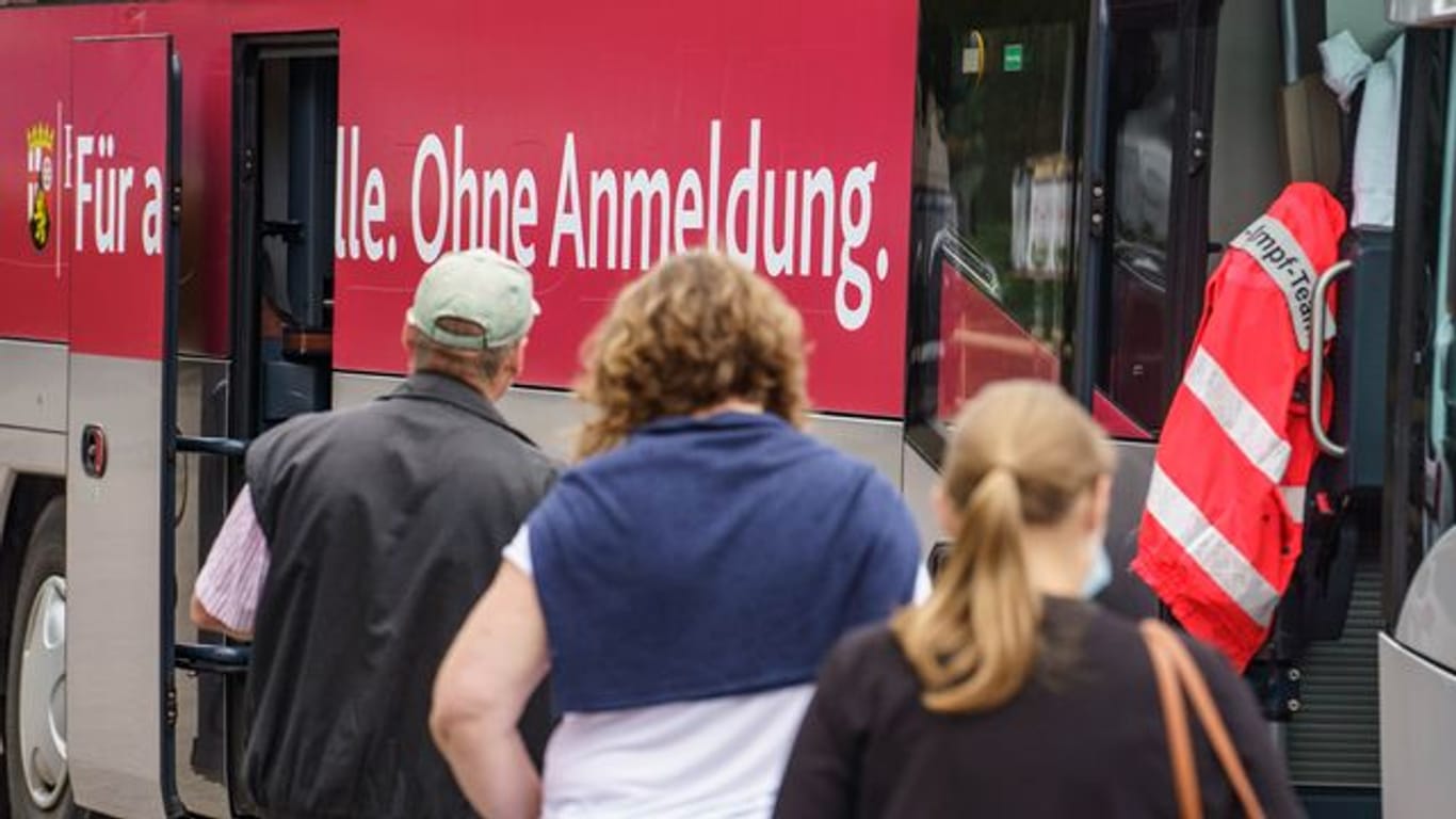 Impfkampagne mit Bussen in Mainz