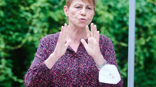 Elke Breitenbach Elke Breitenbach