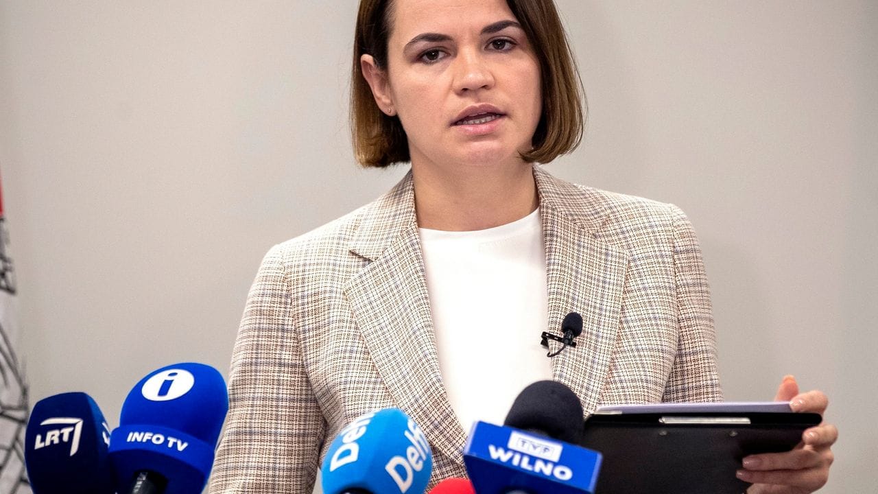 Swetlana Tichanowskaja: "Es hat schon genug Opfer gegeben, zu viele zerstörte Leben. Swetlana Tichanowskaja: "Es hat schon genug Opfer gegeben, zu viele zerstörte Leben.