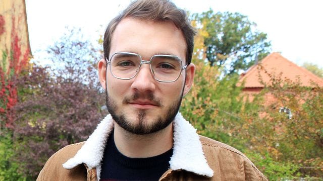 Mit Lukas Rietzschels neuem Roman "Raumfahrer" kan man in ein unbekanntes Land reisen - nach Ostsachsen. Mit Lukas Rietzschels neuem Roman "Raumfahrer" kan man in ein unbekanntes Land reisen - nach Ostsachsen.