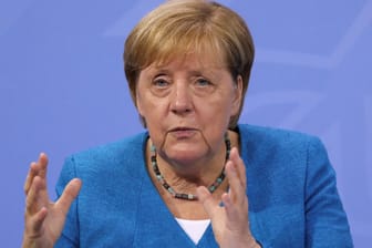 Angela Merkel spricht auf der Pressekonferenz nach der Ministerpräsidentenkonferenz: Bund und Länder haben sich auf einen Corona-Fahrplan für den Herbst geeinigt.