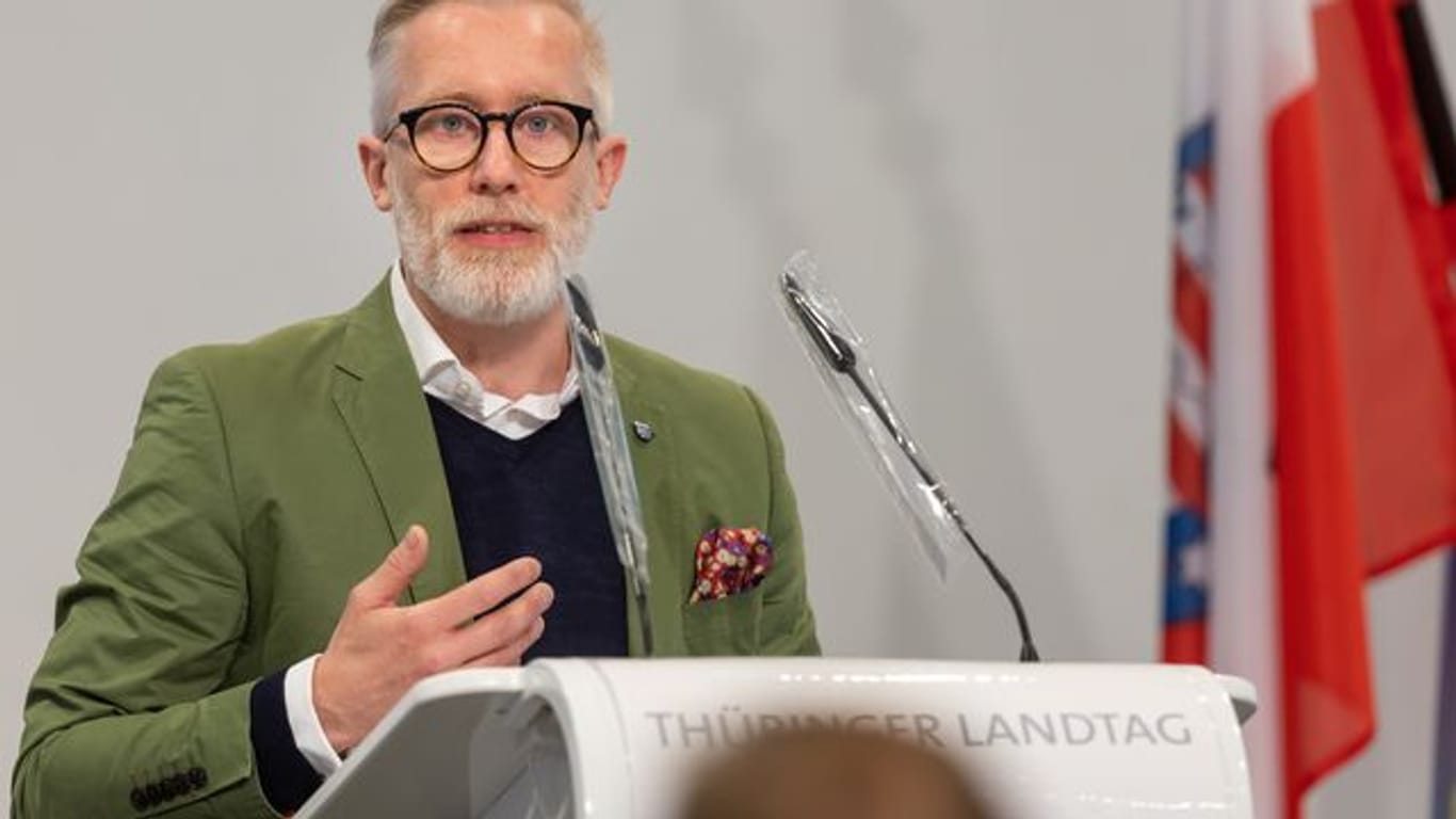 Benjamin-Immanuel Hoff (Linke) spricht im Landtag