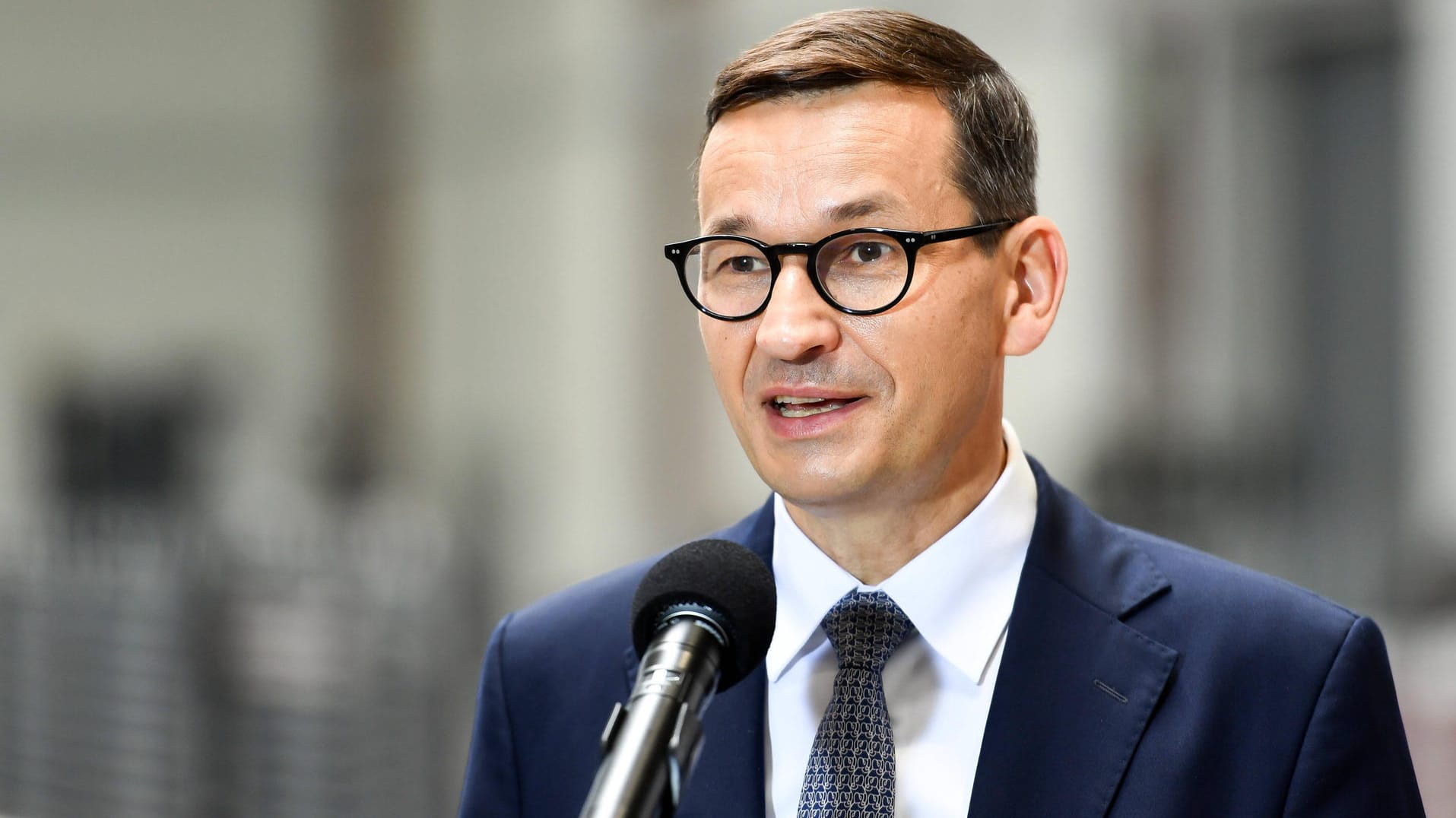 Ministerpräsident Mateusz Morawiecki hat seinen Stellvertreter Jaroslaw Gowin als Minister entlassen: Damit ist die Polens Regierungskoalition am Ende.