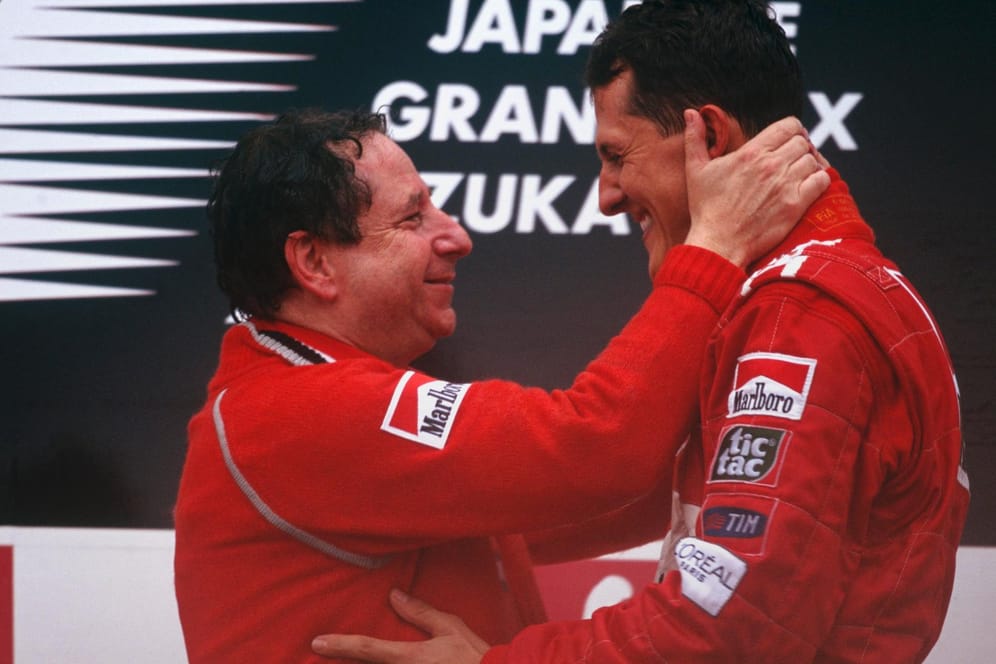 Sie sind Freunde und hatten großen sportlichen Erfolg zusammen: Jean Todt und Michael Schumacher (hier im Jahr 2000).