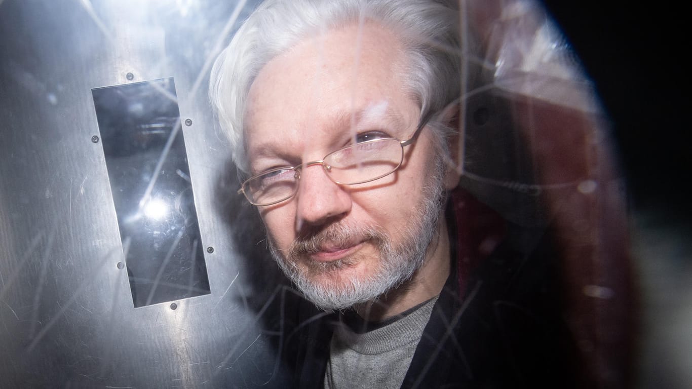 Wikileaks-Gründer Julian Assange im Januar 2021: Ein Gericht in London hatte den Auslieferungsantrag der USA wegen seiner schlechten psychischen Gesundheit und der zu erwartenden Haftbedingungen in den Vereinigten Staaten abgelehnt (Archivfoto).