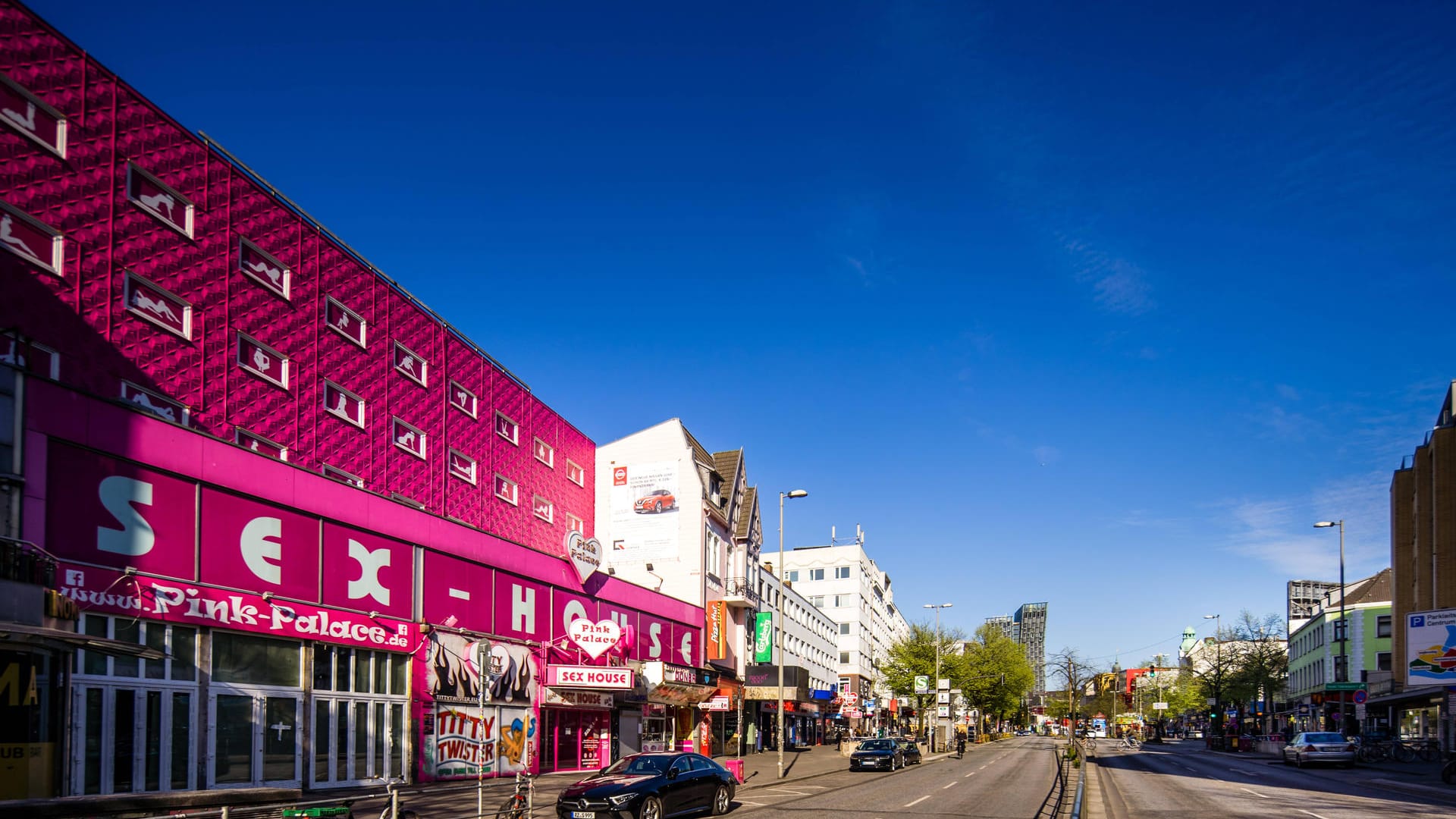 Bordelle auf der Reeperbahn auf St. Pauli (Symbolbild): Der Begriff "Auf den Strich gehen" kommt tatsächlich aus Hamburg.