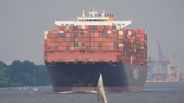Containerschiff Containerschiff