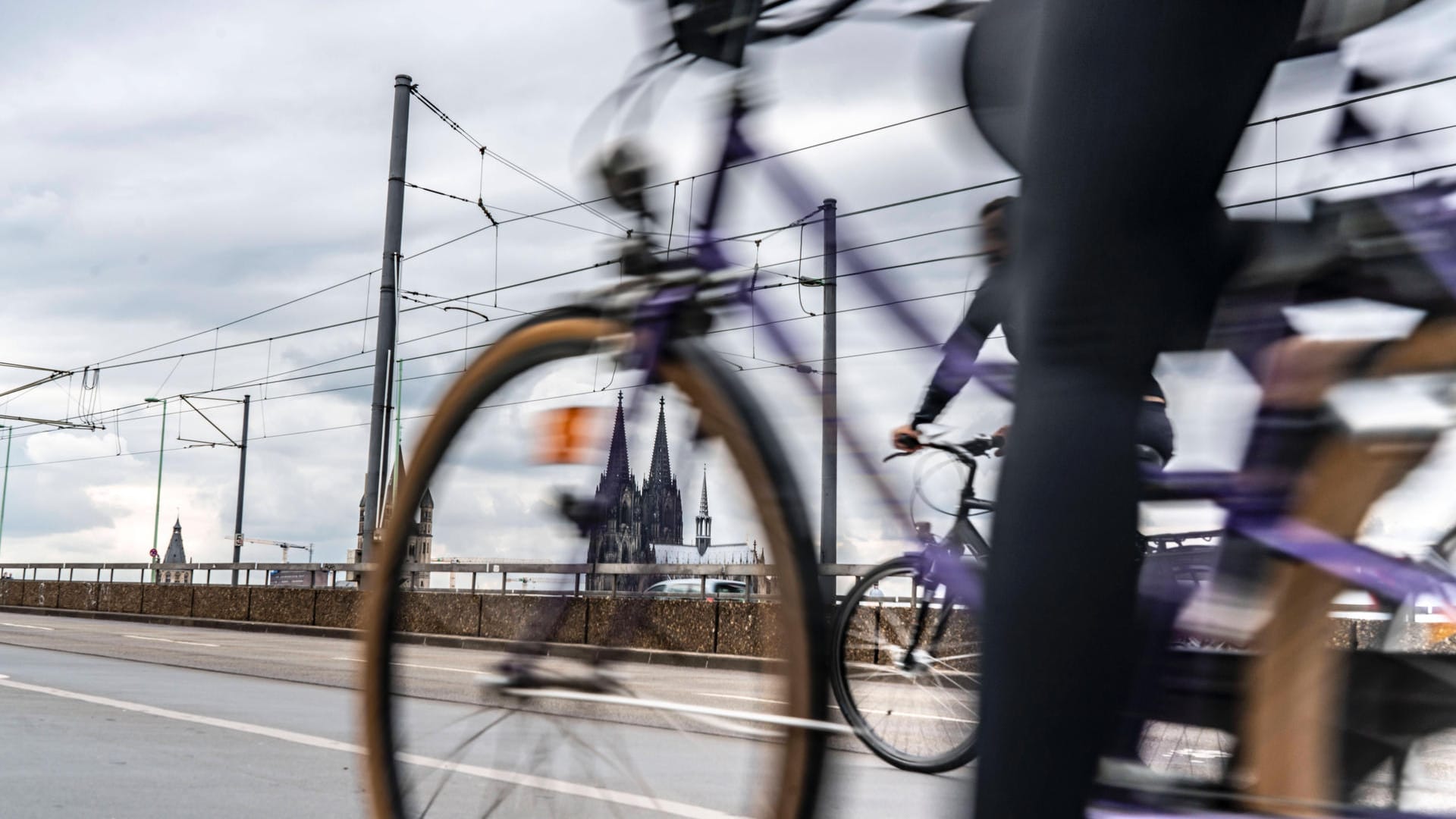 Radfahrer: In einem ADAC-Test haben nur ein Prozent der Befragten fast alle Testfragen korrekt beantwortet.