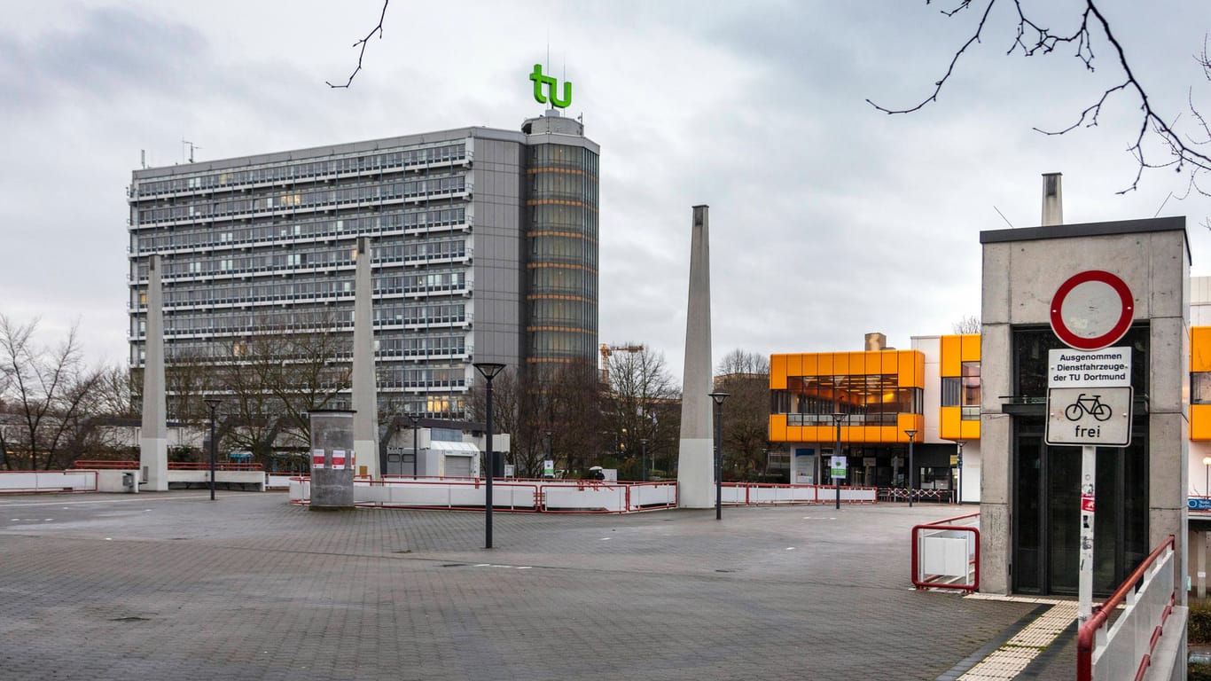 Der Campus der TU Dortmund (Archivbild): Nach zwei versuchten Übergriffen auf Frauen rät die Universität zur Vorsicht.