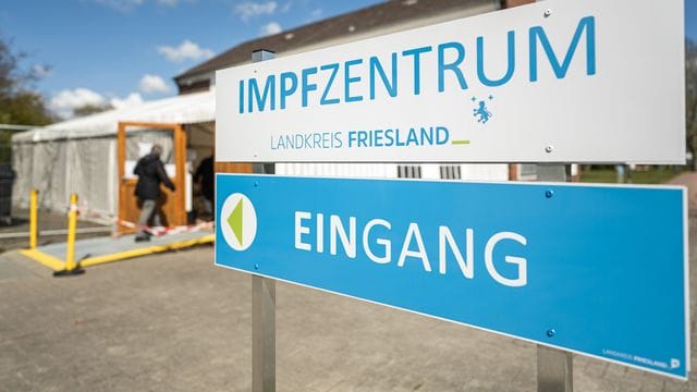 Das Impfzentrum Landkreis Friesland: Hier soll eine Krankenschwester Impfstoffspritzen mit Kochsalzlösung aufgezogen haben.