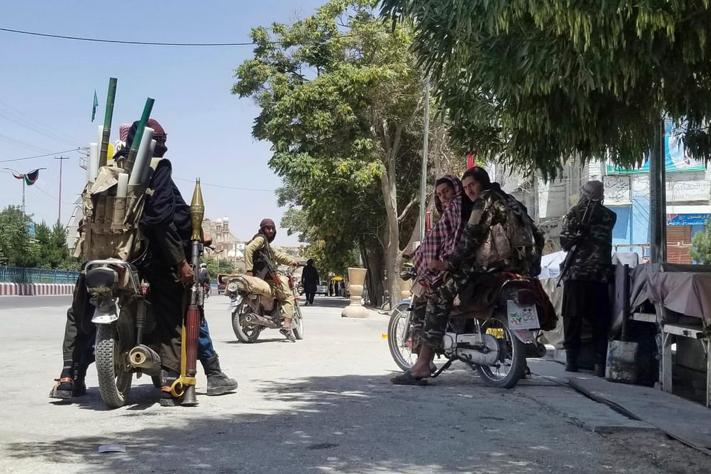 Taliban-Kämpfer auf dem Vormarsch: Die radikalislamischen Milizen bringen immer mehr Gebiete des Landes unter ihre Kontrolle.