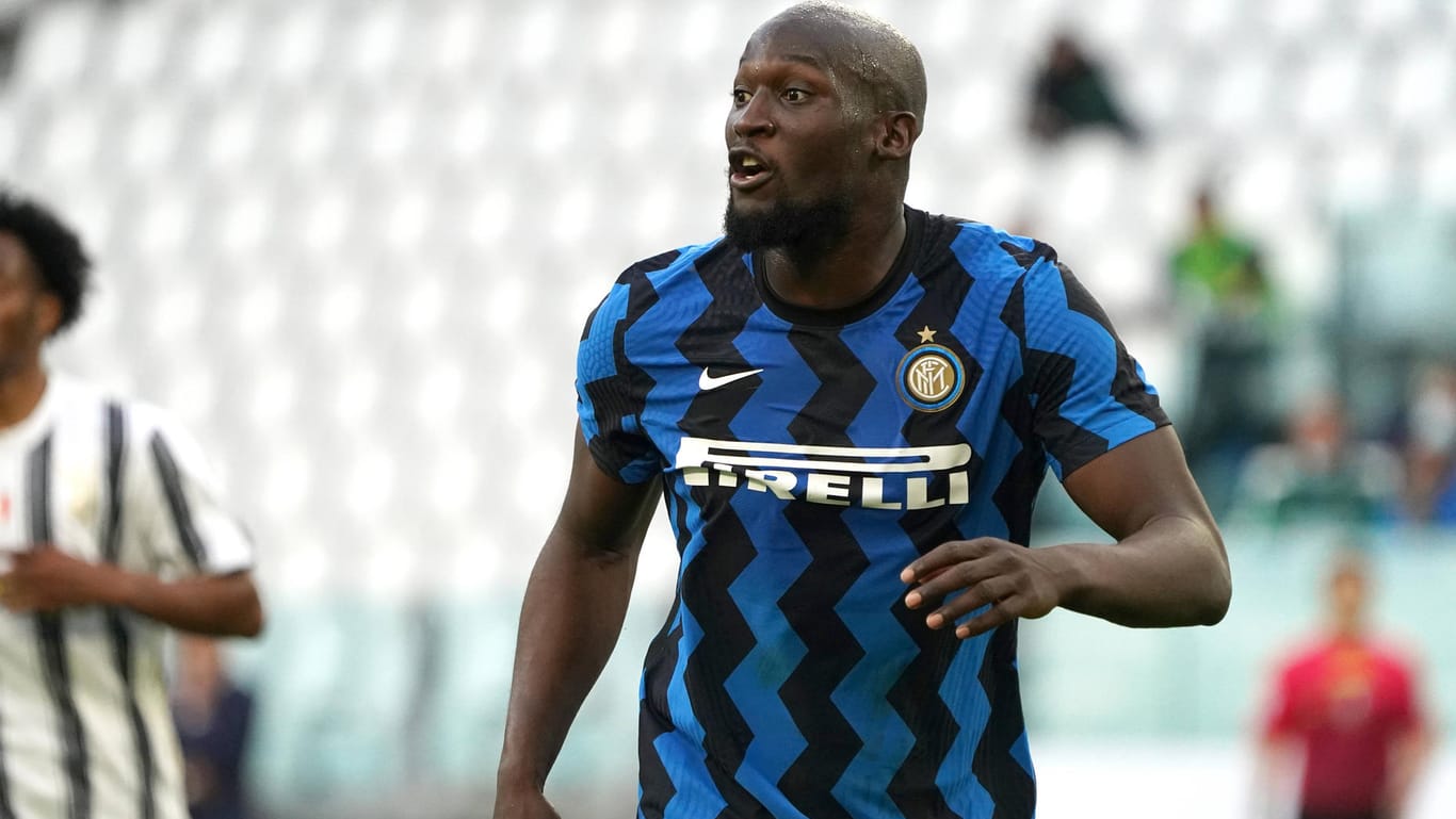 Weiter in Blau, aber in einer anderen Stadt: Romelu Lukaku verlässt Inter Mailand.