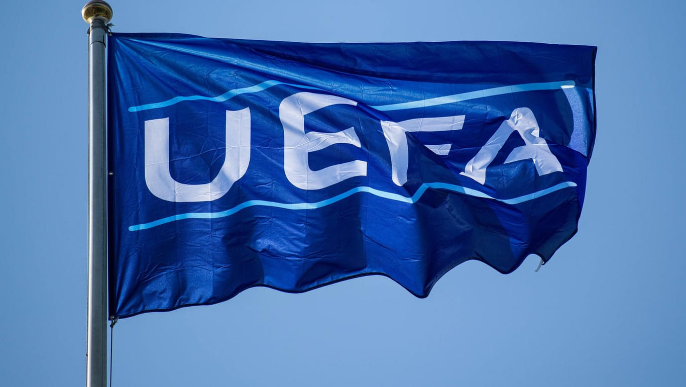Uefa-Logo: Wird der europäische Dachverband schon wieder die finanziellen Vorgaben ändern?
