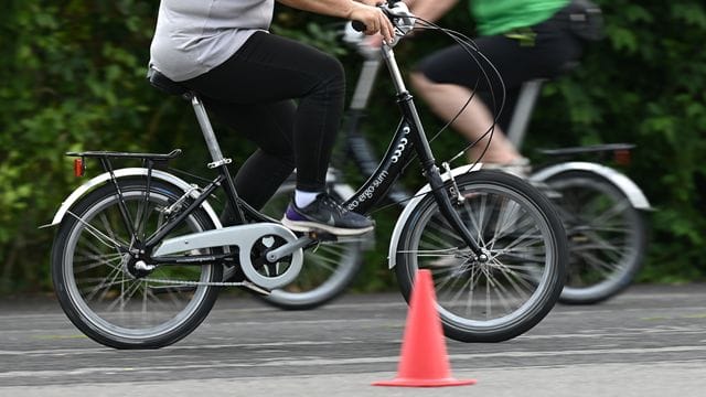 ADFC-Radfahrkurs für Erwachsene ADFC-Radfahrkurs für Erwachsene