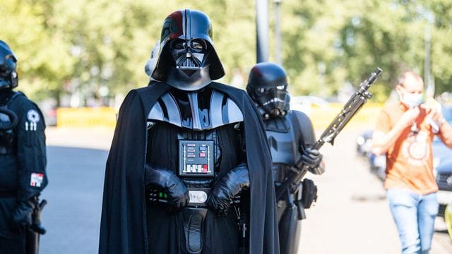 "Star-Wars"-Impfaktion in Duisburg "Star-Wars"-Impfaktion in Duisburg