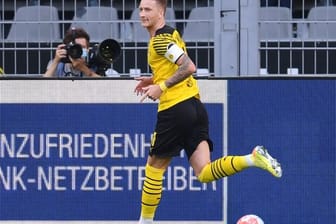 Dortmunds Marco Reus läuft über den Platz