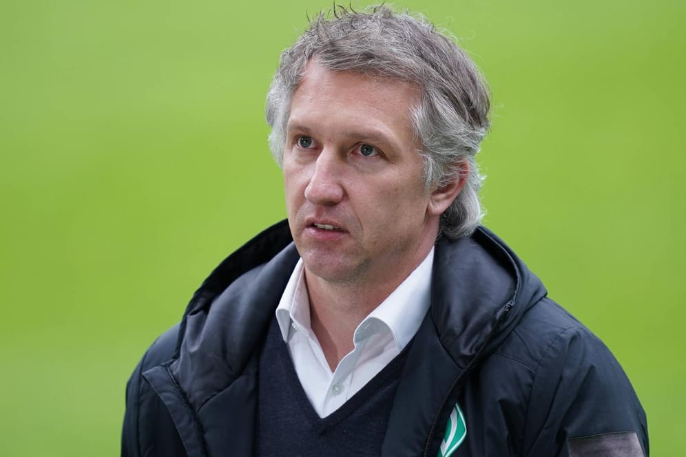 Frank Baumann: Der Werder-Boss steht bei den Fans stark in der Kritik – insbesondere nach dem 1:4 gegen den SC Paderborn.