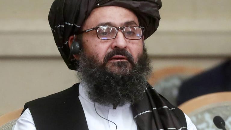 Abdul Ghani Baradar: Er stand bislang dem politischen Büro der Taliban in Katar vor und unterzeichnete 2020 ein Abkommen mit den USA.