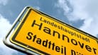 Ortsschild der niedersächsischen Landeshauptstadt Hannover