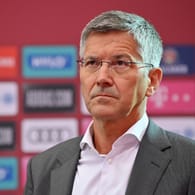 Herbert Hainer: Der Präsident will den FC Bayern nicht verschulden, um mögliche Rekordtransfers zu realisieren.