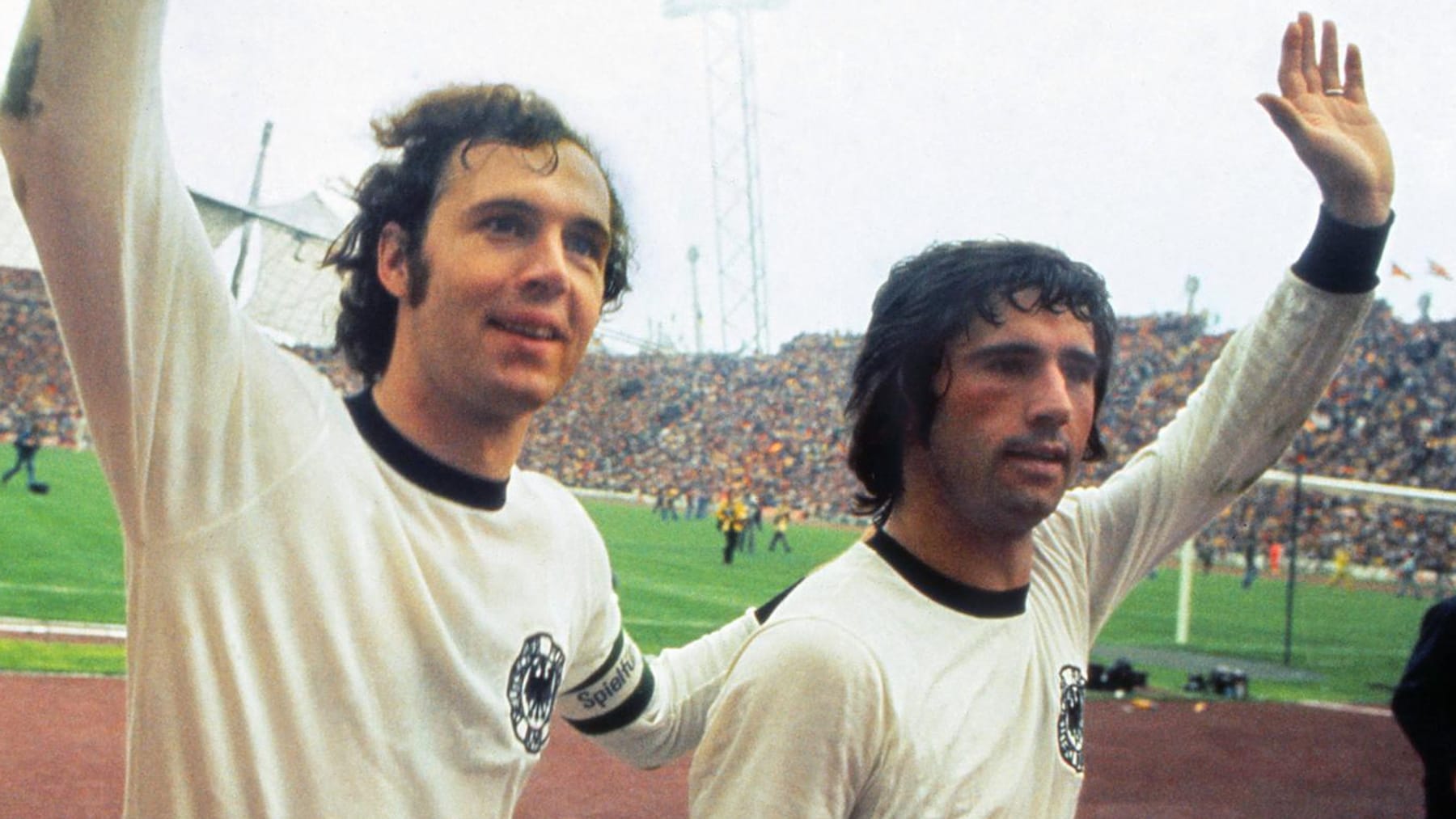 "Kaiser" Franz Beckenbauer über "Bomber" Gerd Müller (†75): "Waren Wie ...