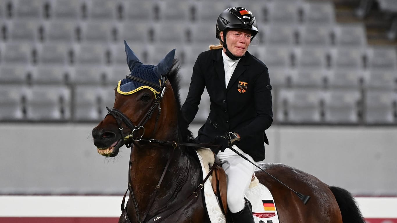 Annika Schleu: Die Fünfkämpferin sorgte mit ihrem Umgang mit dem ihr zugelosten Pferd für Entrüstung.