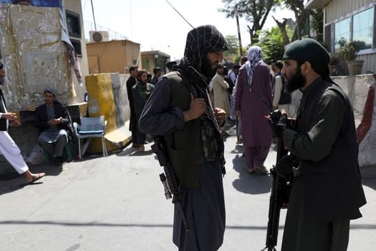 Kämpfer der islamistischen Taliban in Kabul.