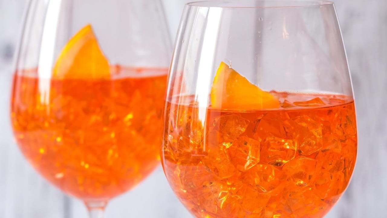 Aperol Spritz: Ein Klassiker unter den Cocktails.